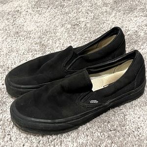 Black Vans - Men’s 6.5 -Women 8